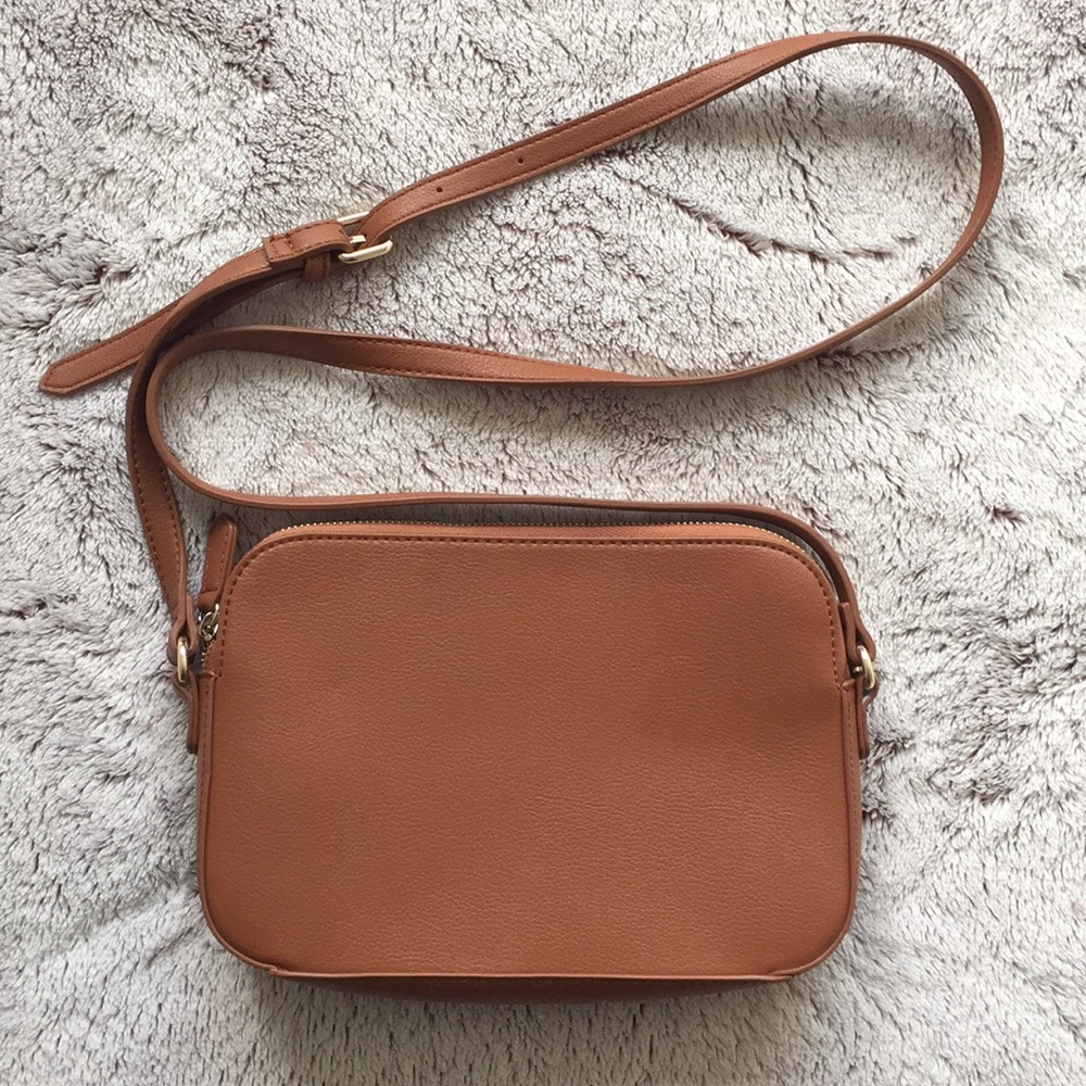 New Old Navy tan shoulder bag